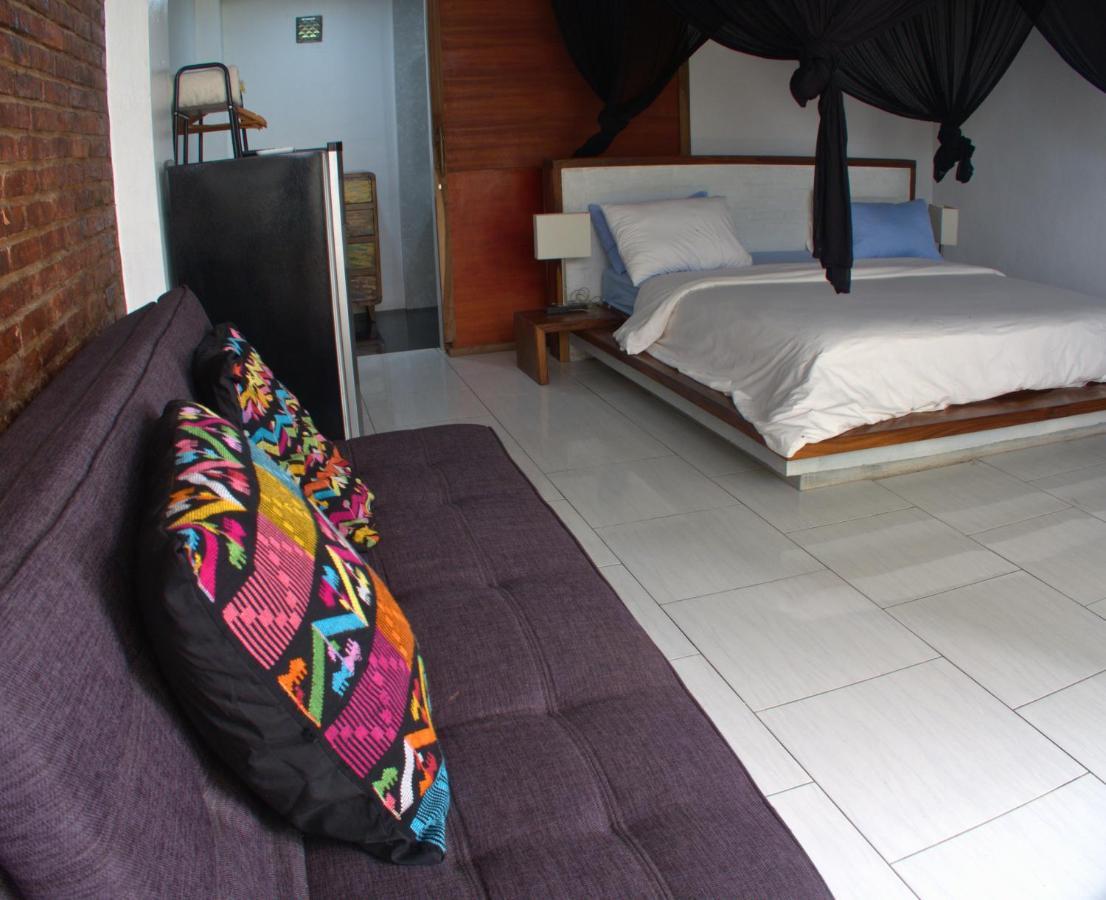 3 Waves Hotel Huu Esterno foto